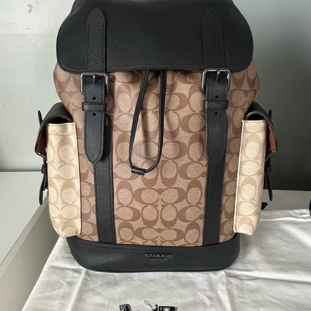 Coach Backpack In Blocked Signature Canvas And Smooth Leather
